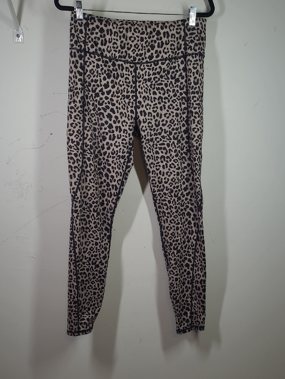 Leopard Print High-Waist Leggings - Beige/Black